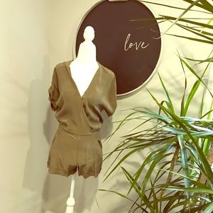 100% Silk Twelfth Street by Cynthia Vincent